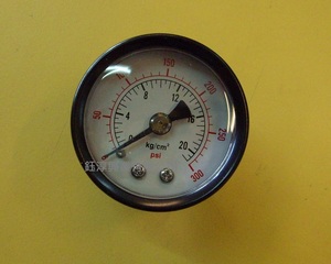 4.背接式壓力錶0-20KG(黑殼)
